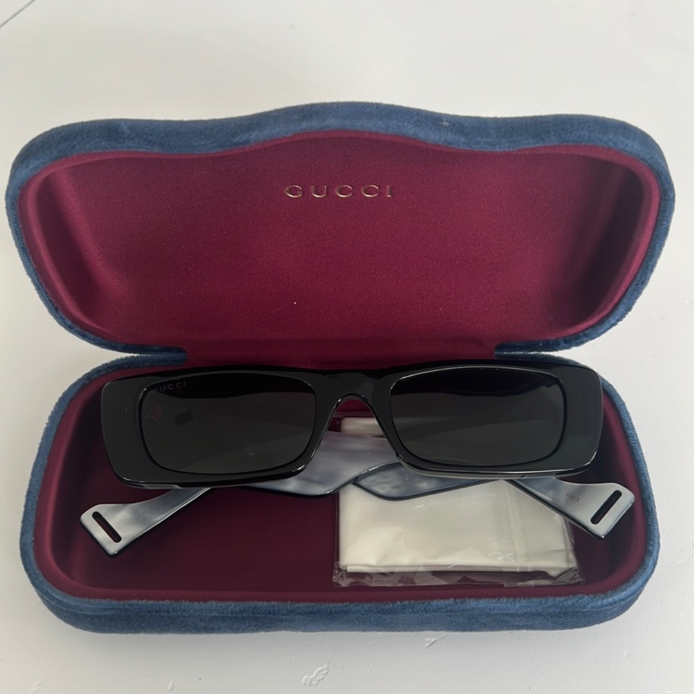 Gucci Slim Rectangular Sunglasses